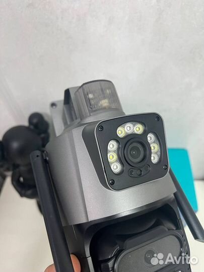 Камера видеонаблюдения WiFi уличная с мигалкой