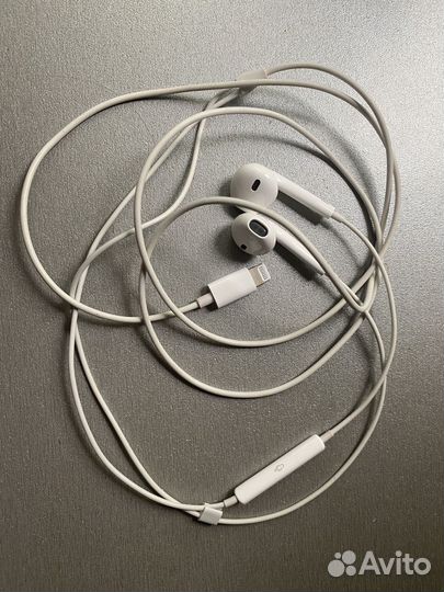 Наушники apple earpods lightning