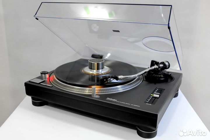 Проигрыватель Винила Technics SL-1200Mk3, 1989г