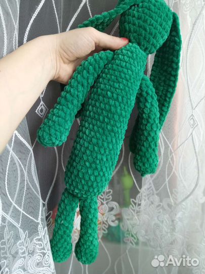 Продаётся игрушка вязаная