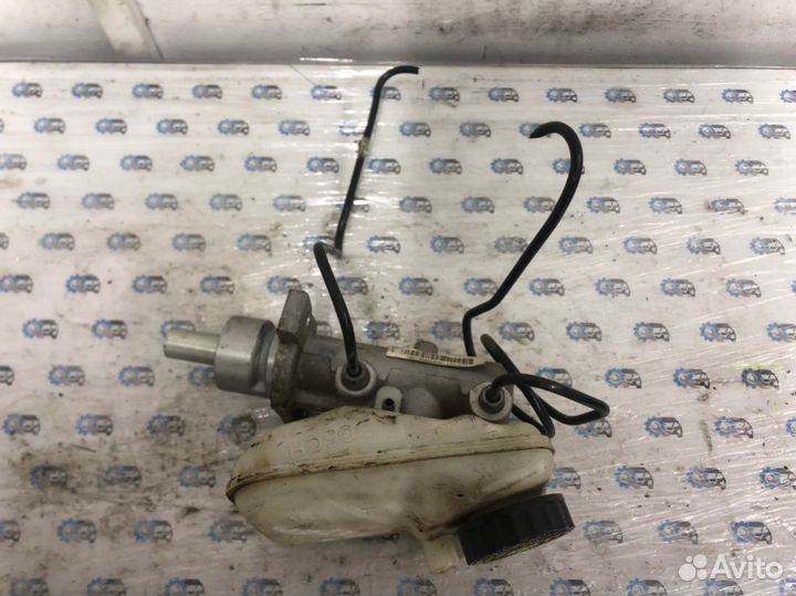 Главный тормозной цилиндр Mercedes E220 W210 611