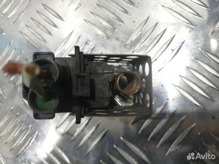 Резистор вентилятора двигателя Qashqai 2006-2013