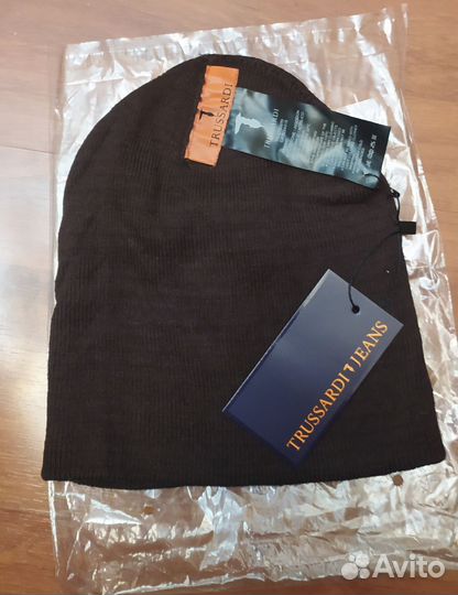 Шапка Trussardi