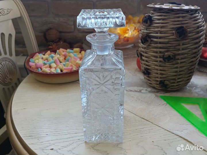 Графин, обьем 500 г