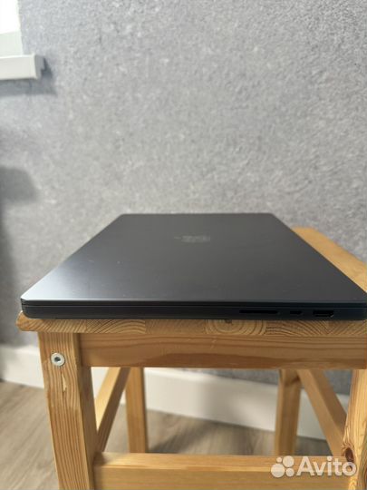 Apple macbook pro 16 m3 pro 18/512 MRW13