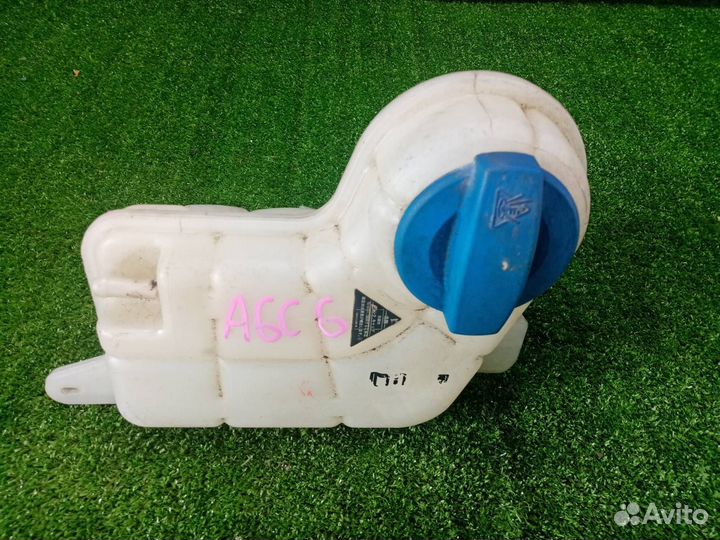 Бачок расширительный Audi A6 C6