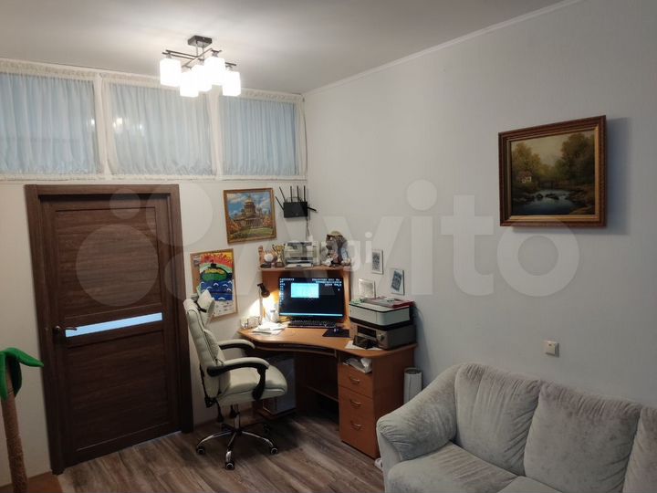 2-к. квартира, 67 м², 1/2 эт.