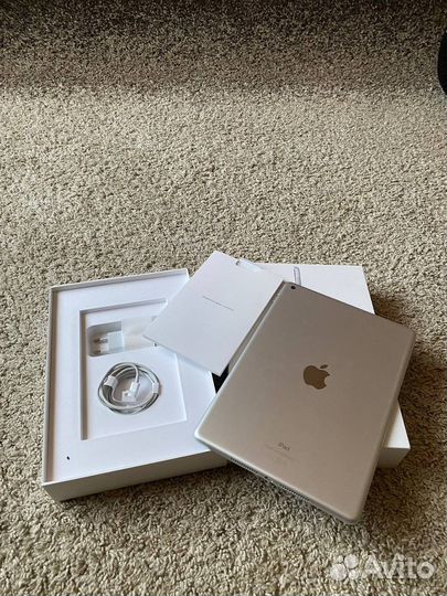 iPad (9-го поколения), емкость 256 гб