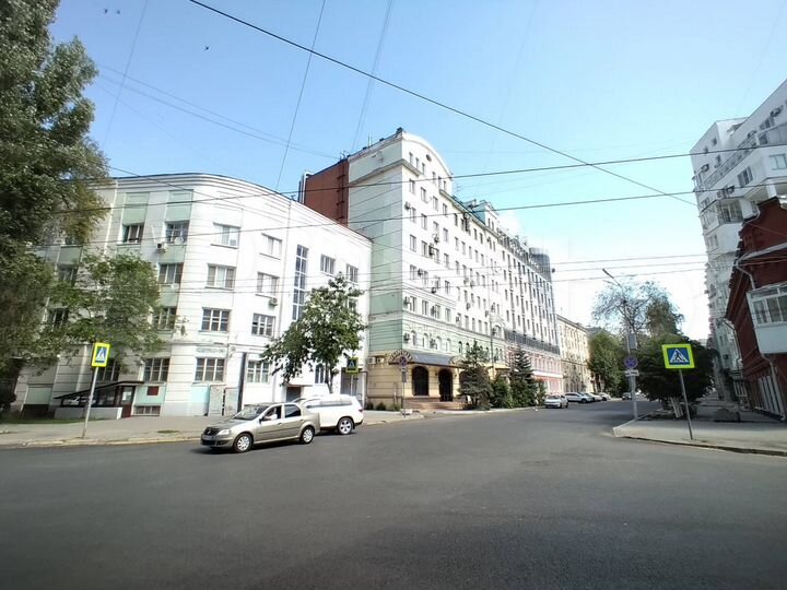 3-к. квартира, 70 м², 2/4 эт.