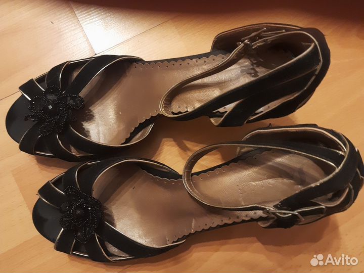 Туфли женские 39 размер