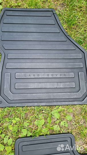 Автомобильные коврики резиновые