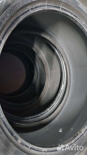 Pirelli Ice Zero 295/35 R21