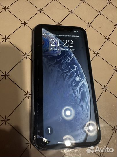 Телефон iPhone 10