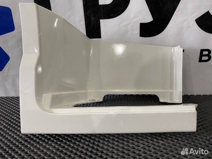 Корпус подножки правый Volvo FH4 23605648