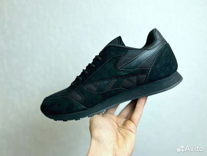 Кроссовки Reebok долговечные