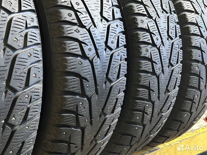 Yokohama Ice Guard Stud IG55 215/65 R16 102T