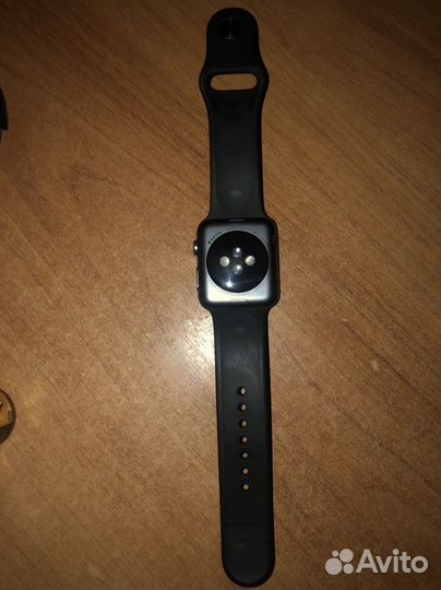 Продам часы Apple Watch Series 1