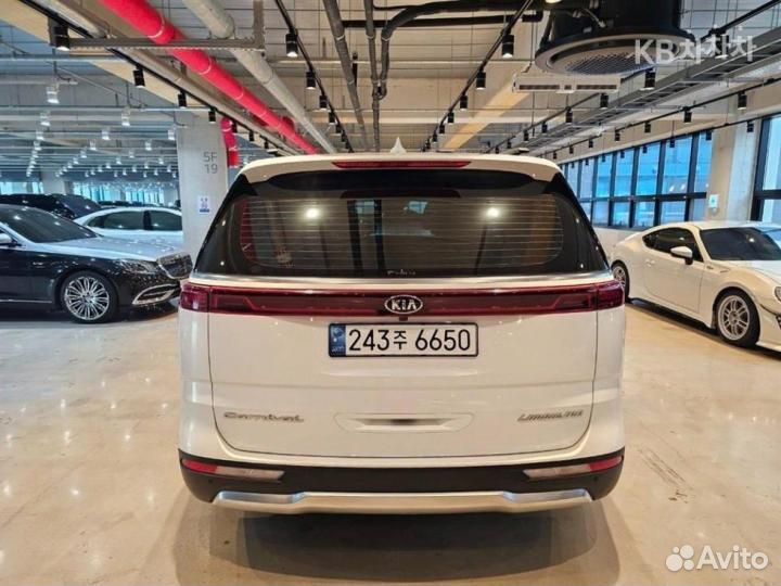 Kia Carnival 2.2 AT, 2021, 81 000 км