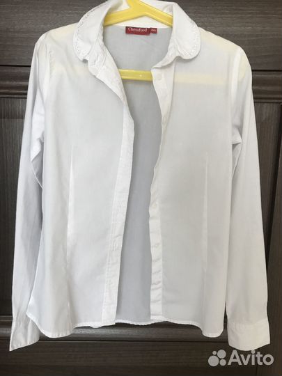 Блузка белая
