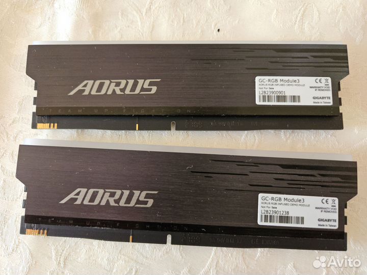 Aorus RGB Gaming Memory DDR4 3733 мгц 2x8 гб