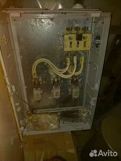 Электрощит с вводным выключателем 250А