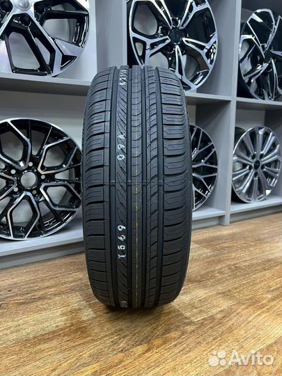 Roadstone Eurovis HP02 155/65 R14 75T