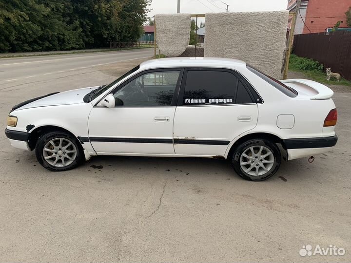 Toyota Corolla 1.5 AT, 1995, 297 000 км