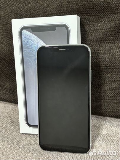 iPhone Xr, 64 ГБ