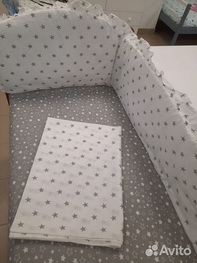 Комплект в детскую кроватку