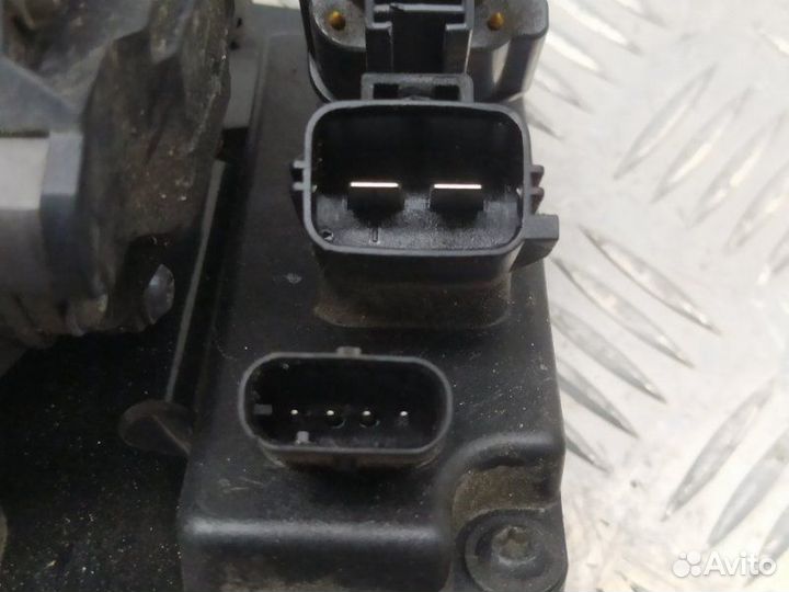 Б/У Б/У Насос вакуумный 31658684 volvo