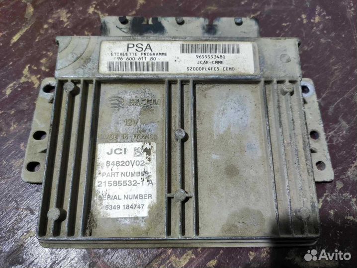 Блок управления двигателем (эбу) Peugeot 206