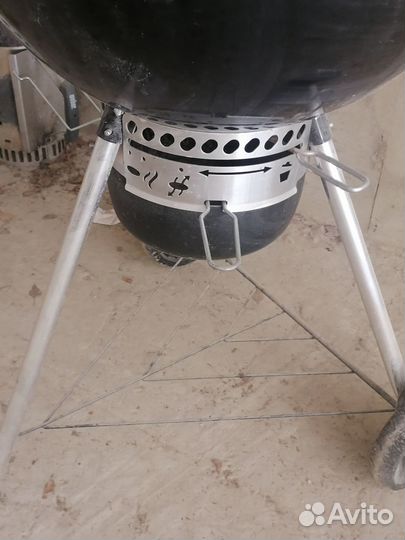 Гриль Weber Master-Touch 22