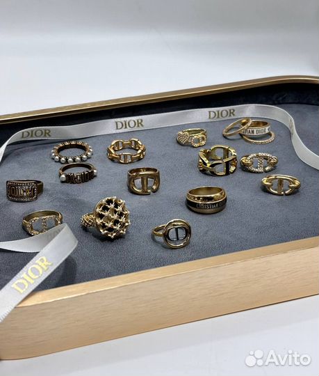 Christian dior кольца в ассортименте