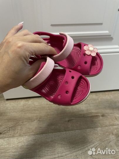 Сандали crocs c7