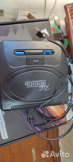 Игровая приставка sega
