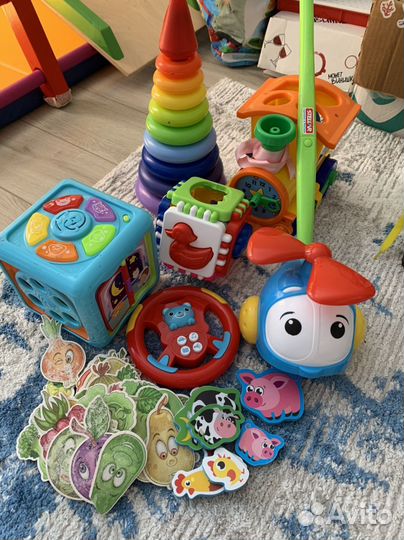 Развивающие игрушки пакетом