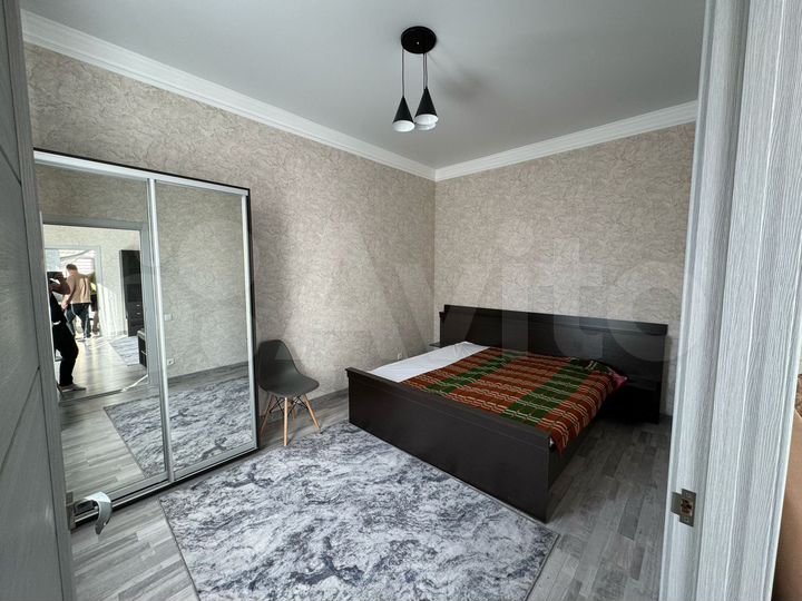 2-к. квартира, 52 м², 1/2 эт.