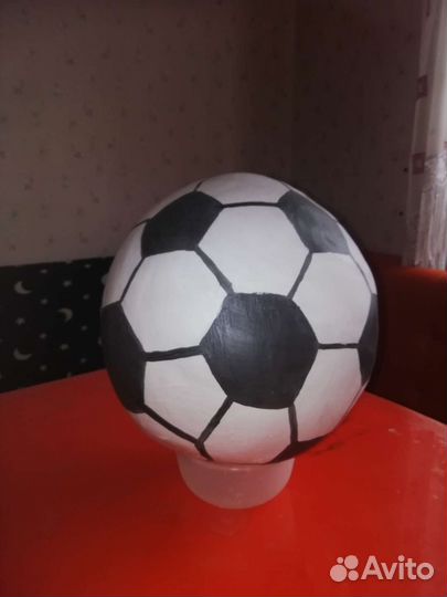 Подарочный бокс Футбольный мяч(большой киндер)