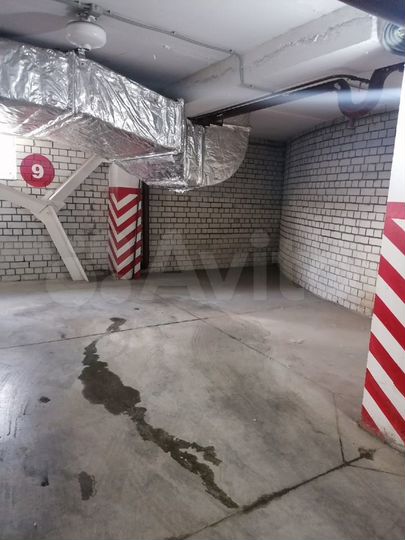 Машиноместо, 13 м²