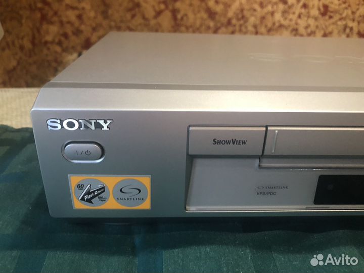 Видеомагнитофон