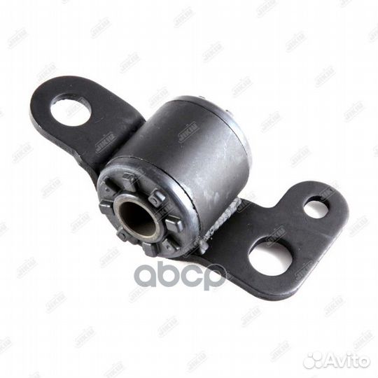 Сайлентблок рычага задн левый с кроншт toyota