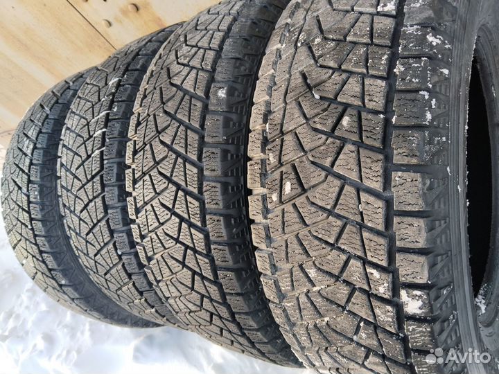 Bridgestone Blizzak DM-Z3 265/65 R17