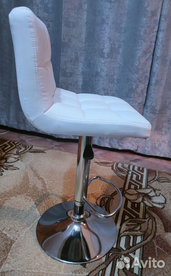 Барный стул