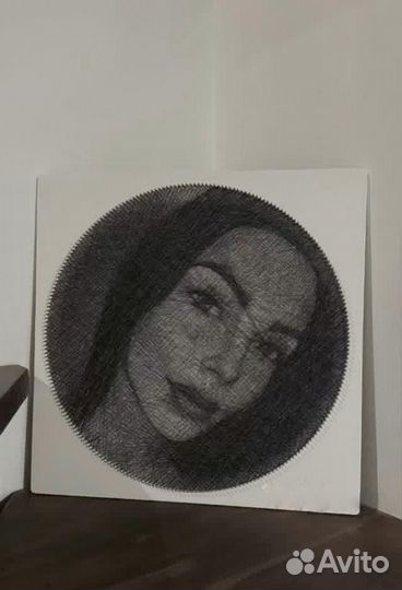 Портрет по фото нитями
