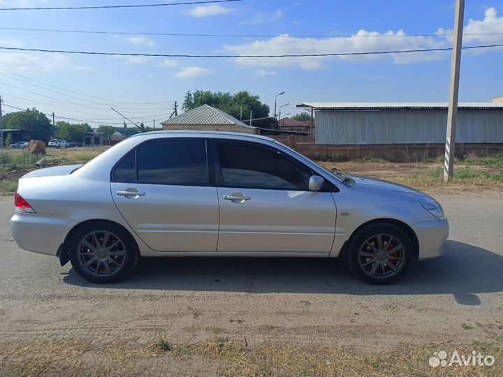 Mitsubishi Lancer 1.6 МТ, 2003, 440 000 км