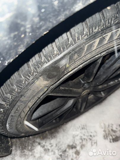 Triangle IcelynX TI501 235/45 R18 98T