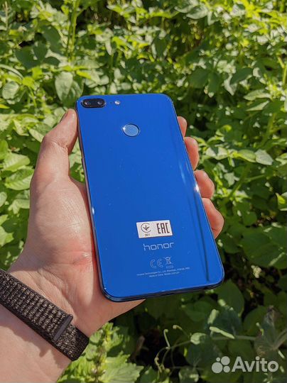 Телефон Honor 9 lite