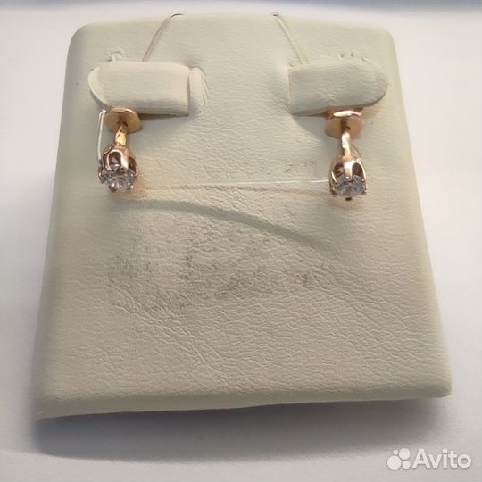 Золотые серьги 585