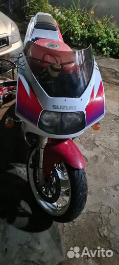 Suzuki gsx-r 400