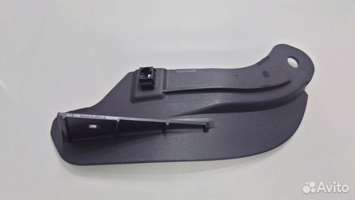 Спойлер подкрылка передний левый 8E0853887A VAG